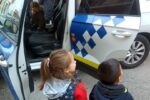 Els petits de l’escola Centcelles visiten la Policia Local de Constantí