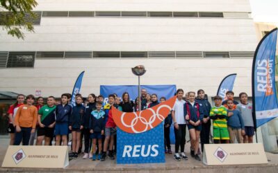 La flama de l’Olimpíada Escolar torna a recórrer els carrers de Reus