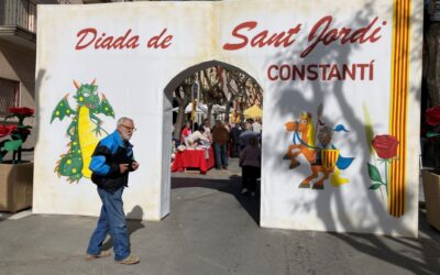 Constantí pinta de colors Sant Jordi