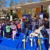 Salou omple de festa, literatura i roses la plaça de la Pau, per la diada de Sant Jordi