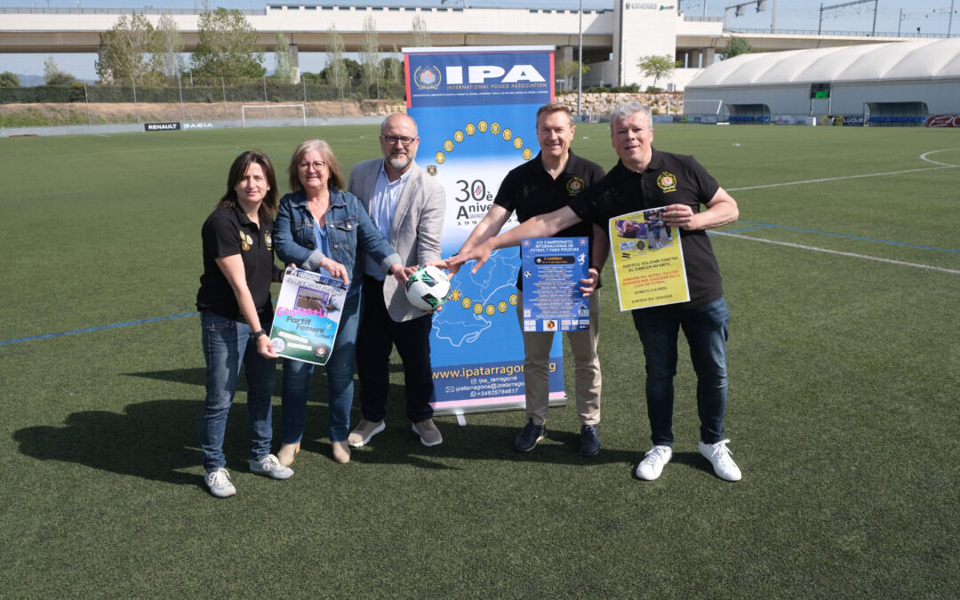 Cambrils acull el XIX Campionat Internacional IPA de Futbol 7 per a policies