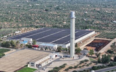 El CAT i Endesa estrenen una planta solar amb més de 6.600 plaques a l’ETAP de l’Ampolla