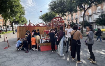 El Circ dels Sentits omple la Rambla Nova d’experiències per descobrir el món sense veure’l